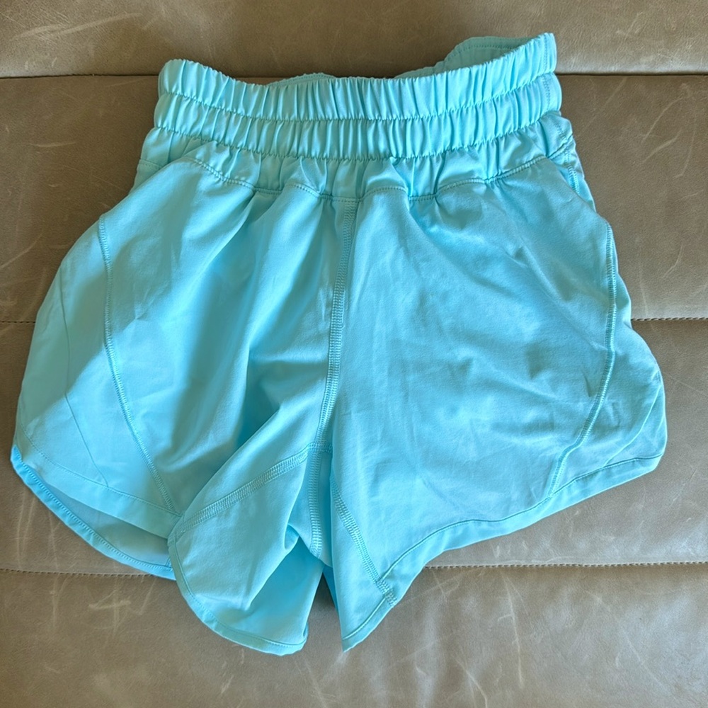 Track that HR High-rise Lined Lululemon shorts!!! 3 inch inseam high rise
